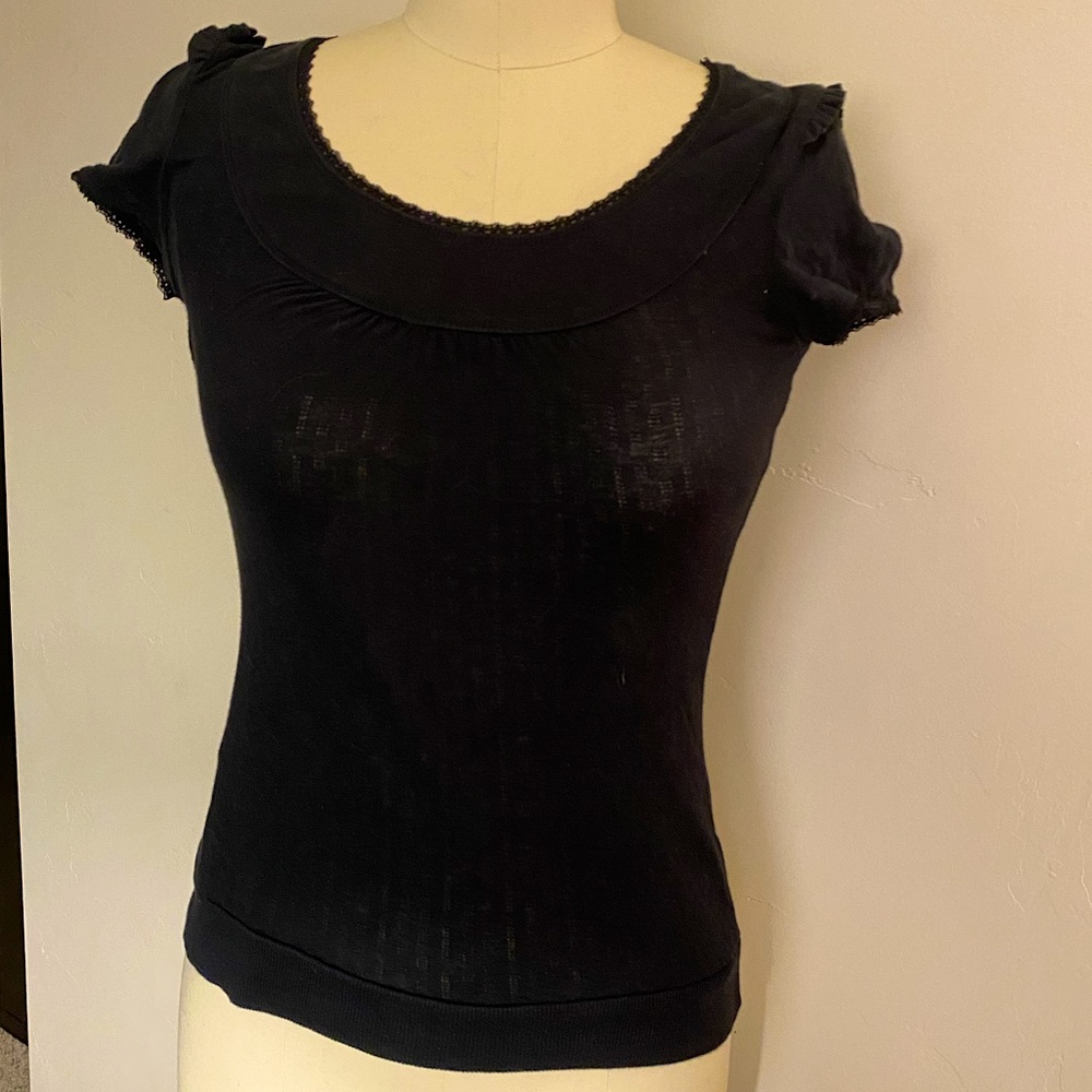 SO Black T-shirt with Ruffle Accents